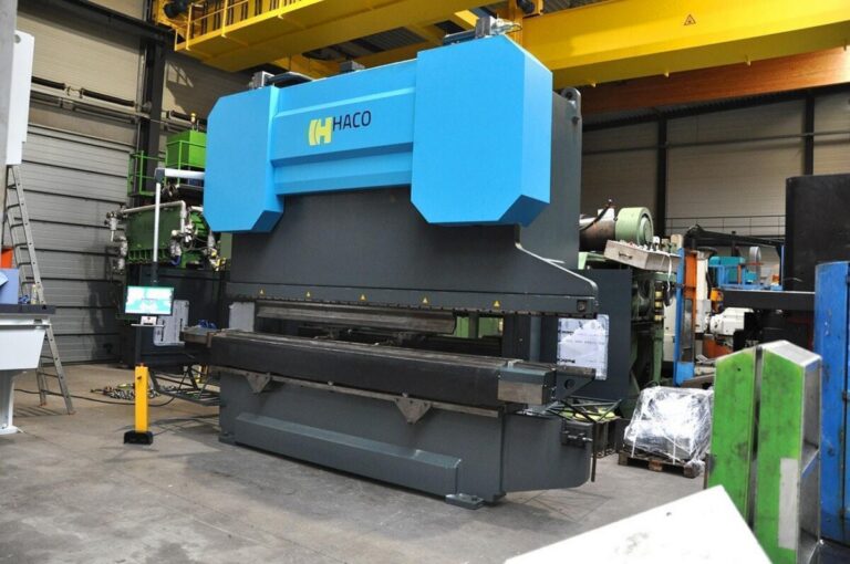 Haco 500 ton x 4100 mm CNC heavy duty — Hydraulic press brake — photo 2
