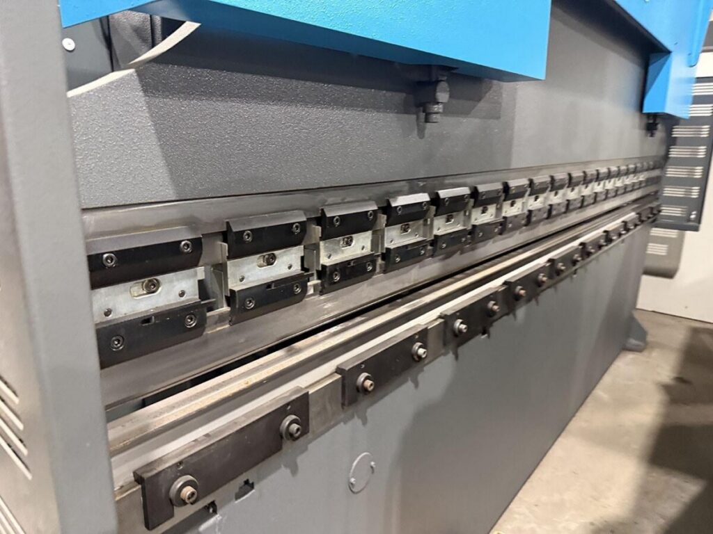 Haco PPES 135 ton x 4100 mm CNC — Hydraulic press brake — photo 2
