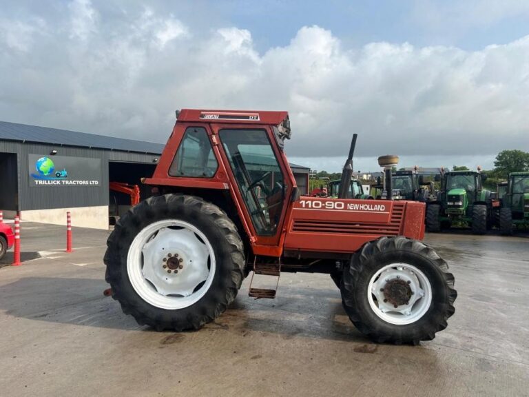 2001 NEW HOLLAND 110-90 — photo 1