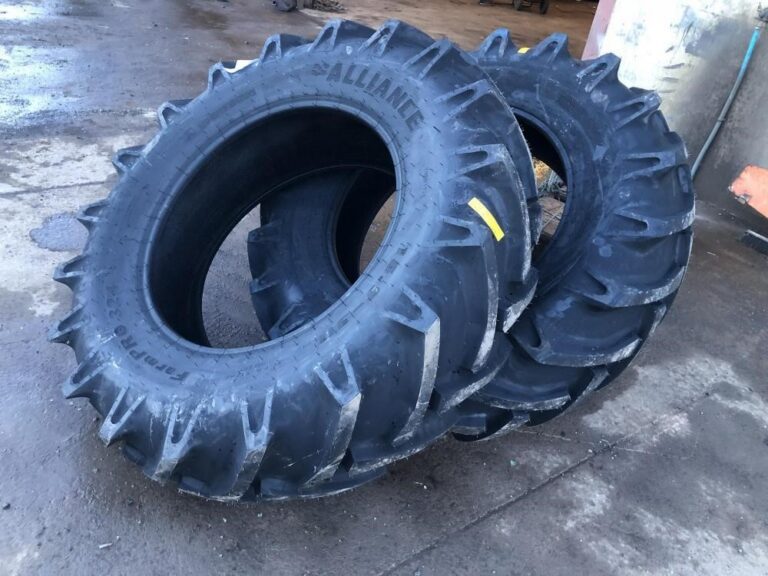 2023 Tires New 16.9-30 — photo 1