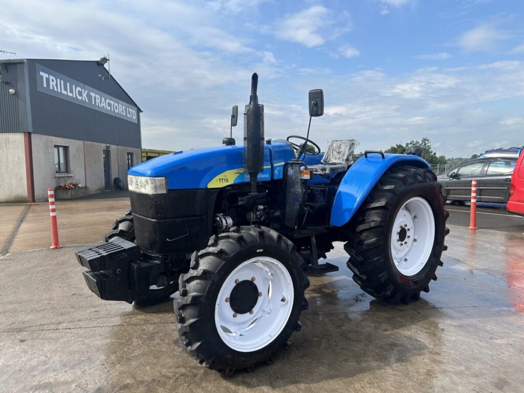 2010 NEW HOLLAND TT75 — photo 3