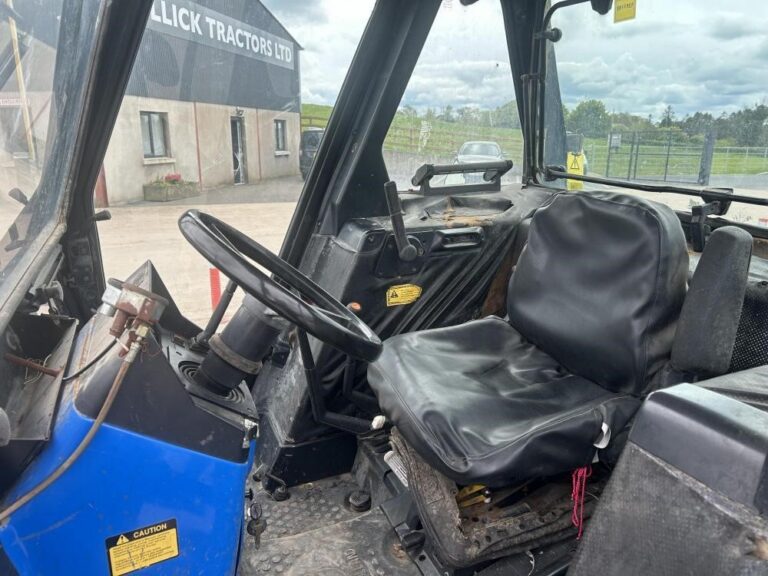 2004 NEW HOLLAND 110-90 — photo 6
