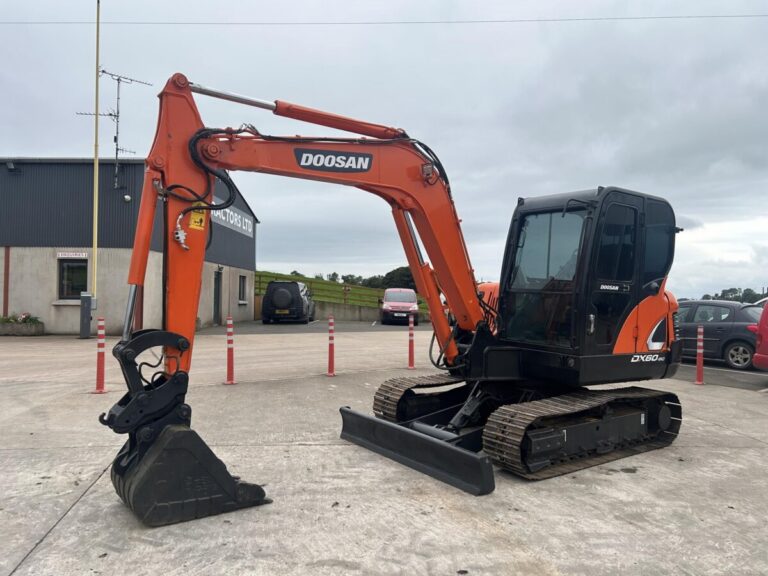 2020 DOOSAN DX60-9C — photo 4