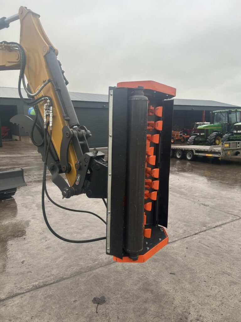 2026 XCMG XE60E — photo 9
