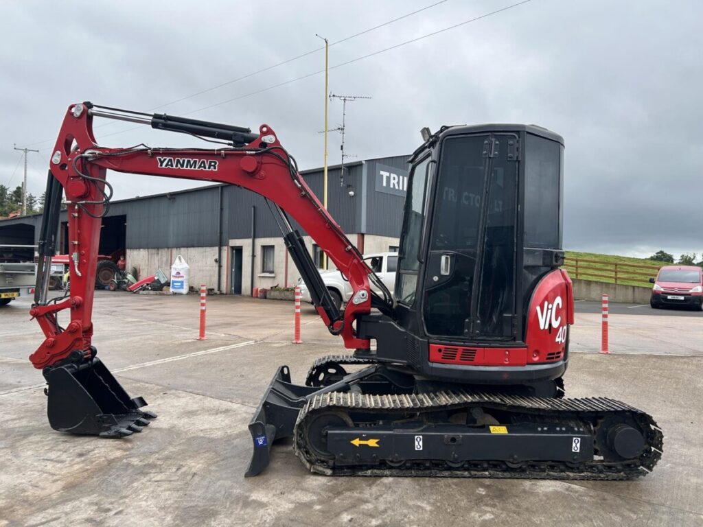 2016 YANMAR VIO40-5B — photo 5