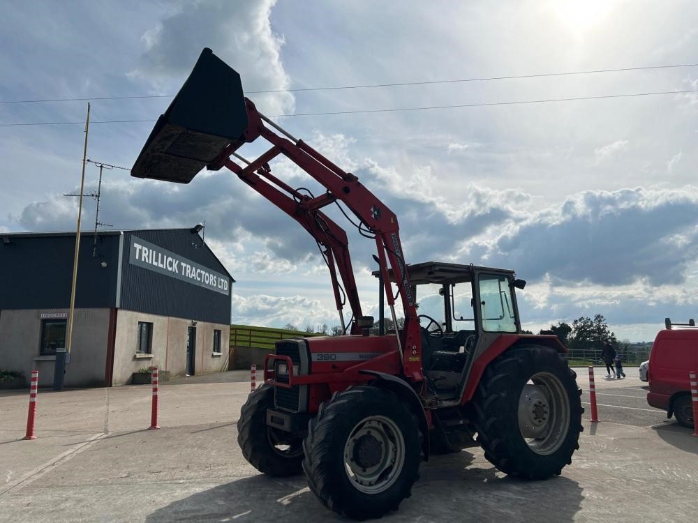 2001 MASSEY FERGUSON 390 — photo 3