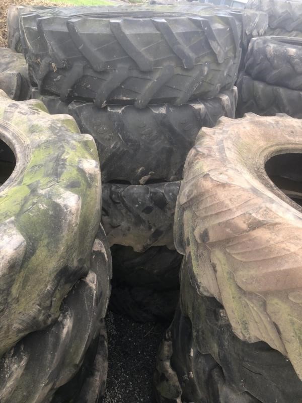 Tires TYRES 14.9-28 — photo 1