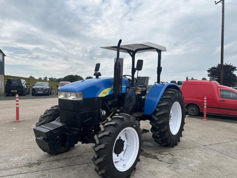 2011 NEW HOLLAND TT75 — photo 3