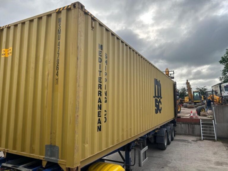 2025 CONTAINERS FOR SALE — photo 1