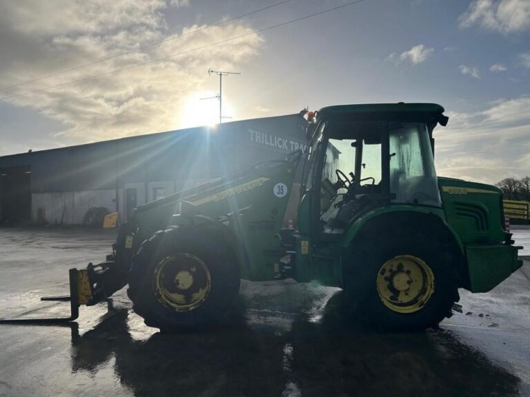 2002 JOHN DEERE 3800 — photo 4