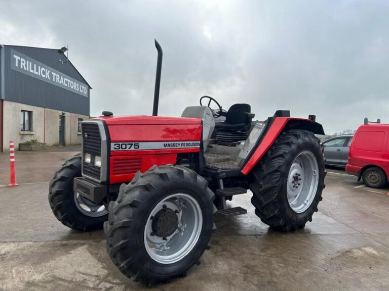 2002 MASSEY FERGUSON 3075 — photo 3