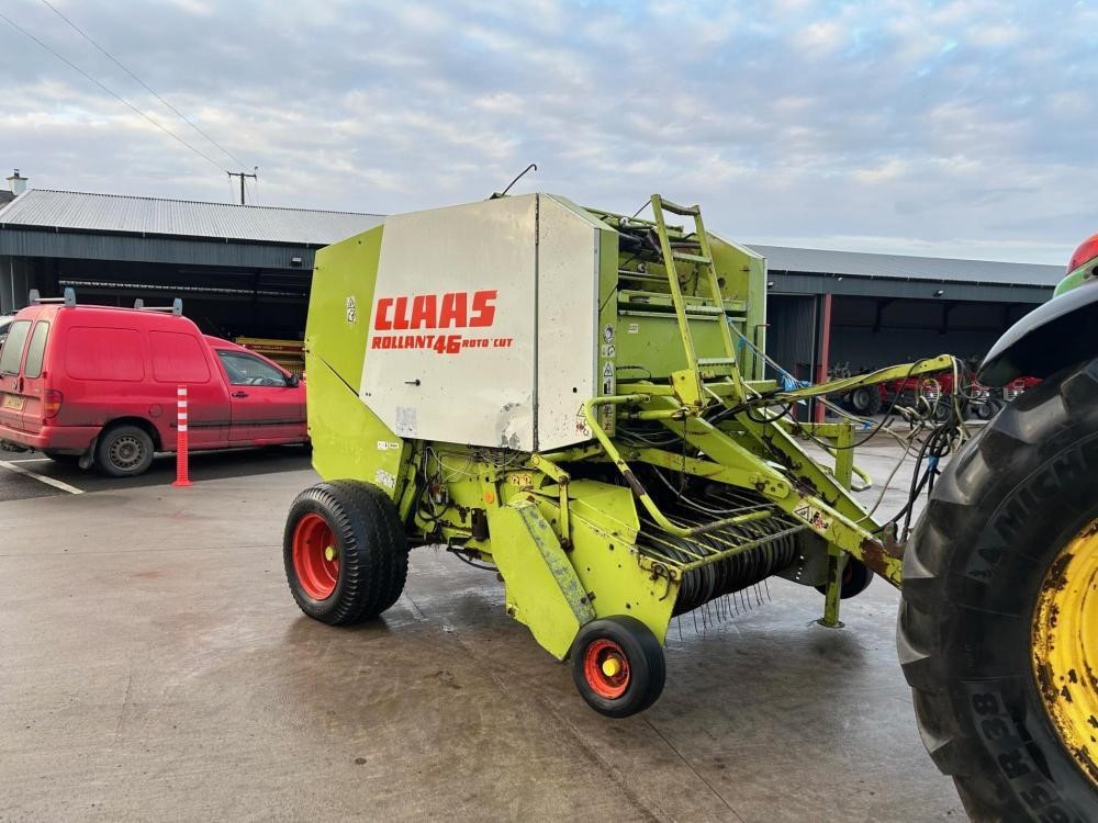 2000 CLAAS ROLLANT 46RC — photo 2