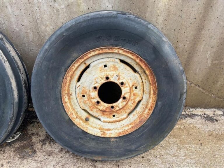 Tires Used 750-16 Front Wheels — photo 2