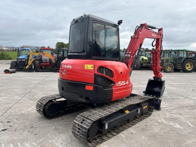 2017 KUBOTA U55-4 — photo 6