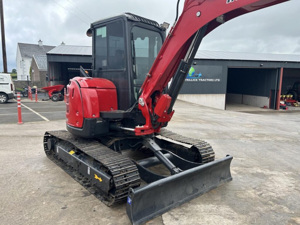 2016 YANMAR VIO40-5B — photo 3