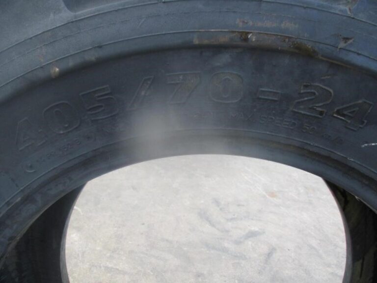 2020 Tires x1 Used Tyre 405/70-24 — photo 4