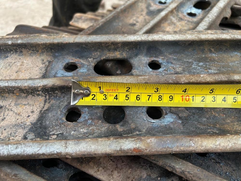 Hammer/Breaker – Hydraulic 450MM TRACK PADS — photo 4