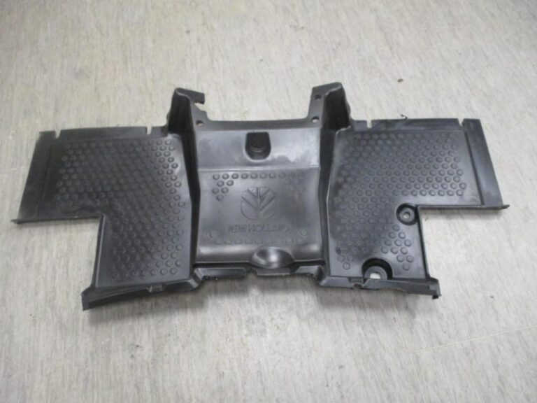 2025 Hitch NEW HOLLAND FIAT FLOOR MATT — photo 1