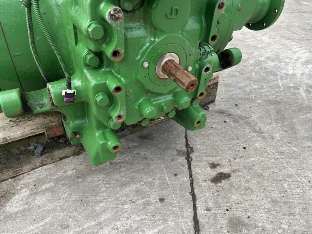 2014 JOHN DEERE 5100R — photo 7