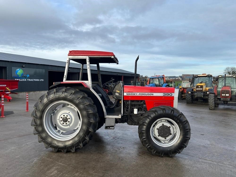 2002 MASSEY FERGUSON 390 — photo 1