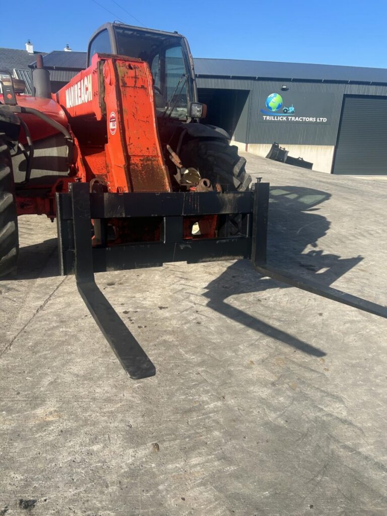 2026 MANITOU MT1030 — photo 1