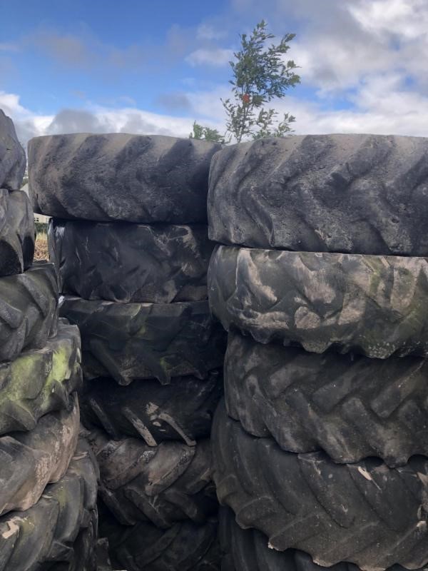 Tires TYRES 14.9-24 — photo 1
