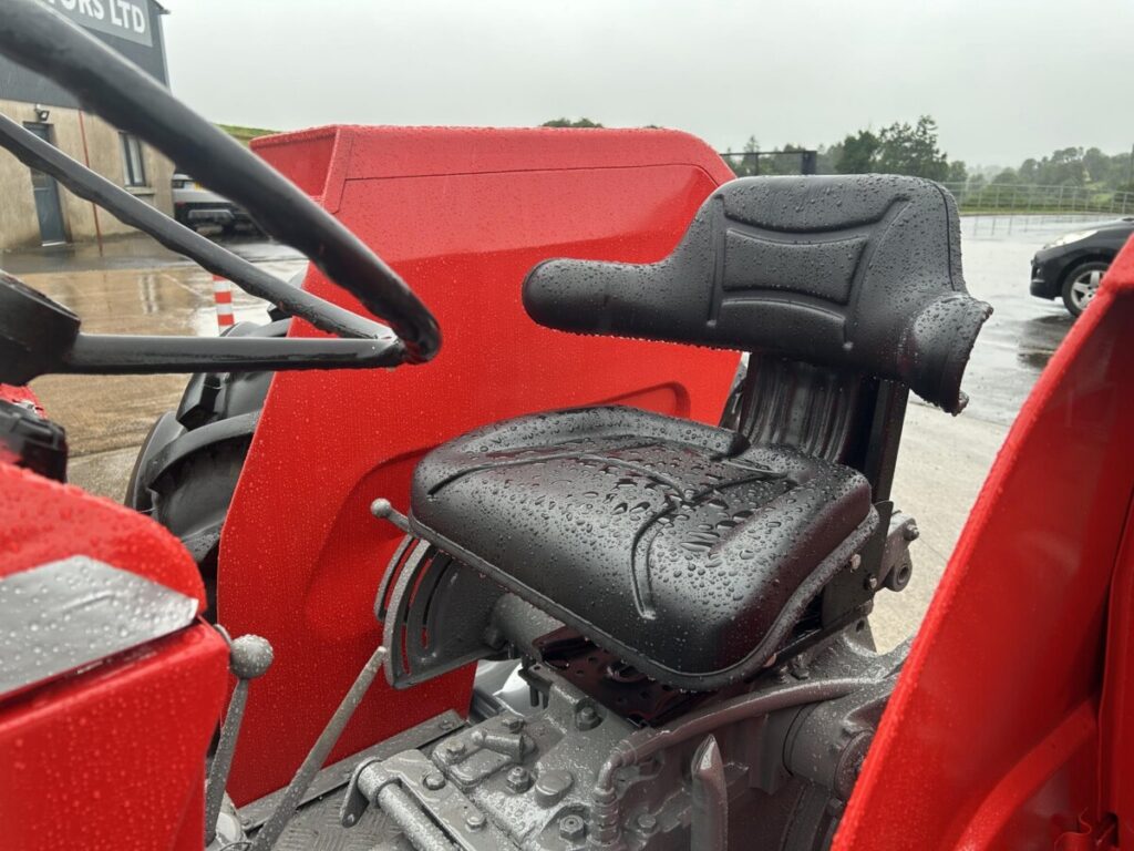 1986 MASSEY FERGUSON 165 — photo 6