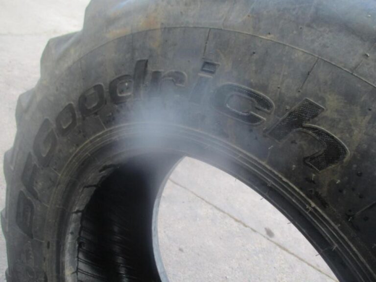 Tires BF GOODRICH 400/80-24 — photo 4