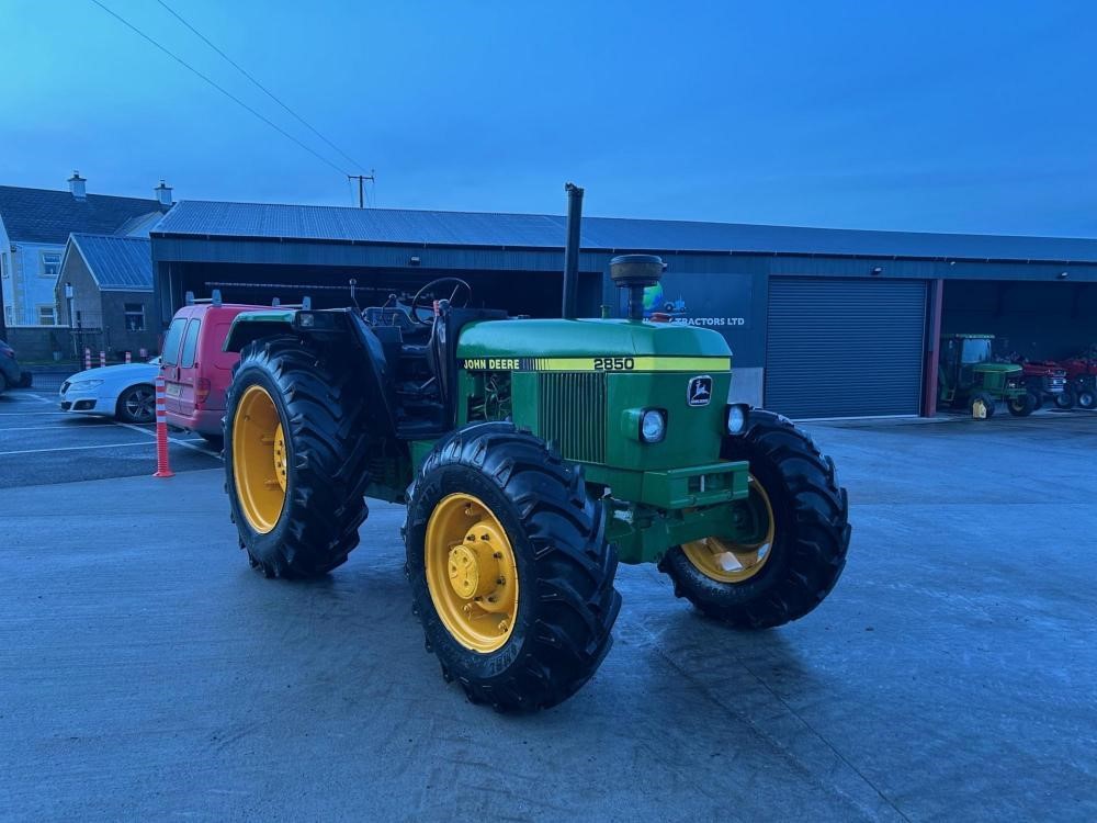 1996 JOHN DEERE 2850 — photo 2