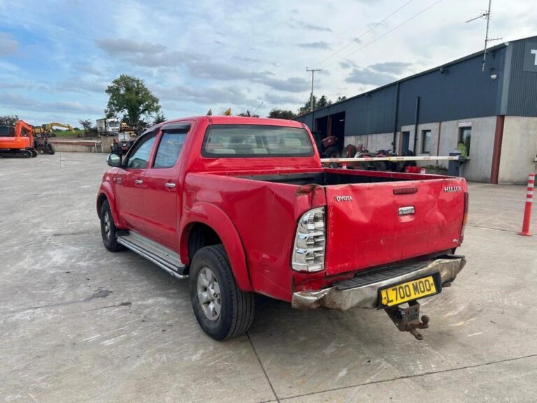 2007 TOYOTA HILUX — photo 4