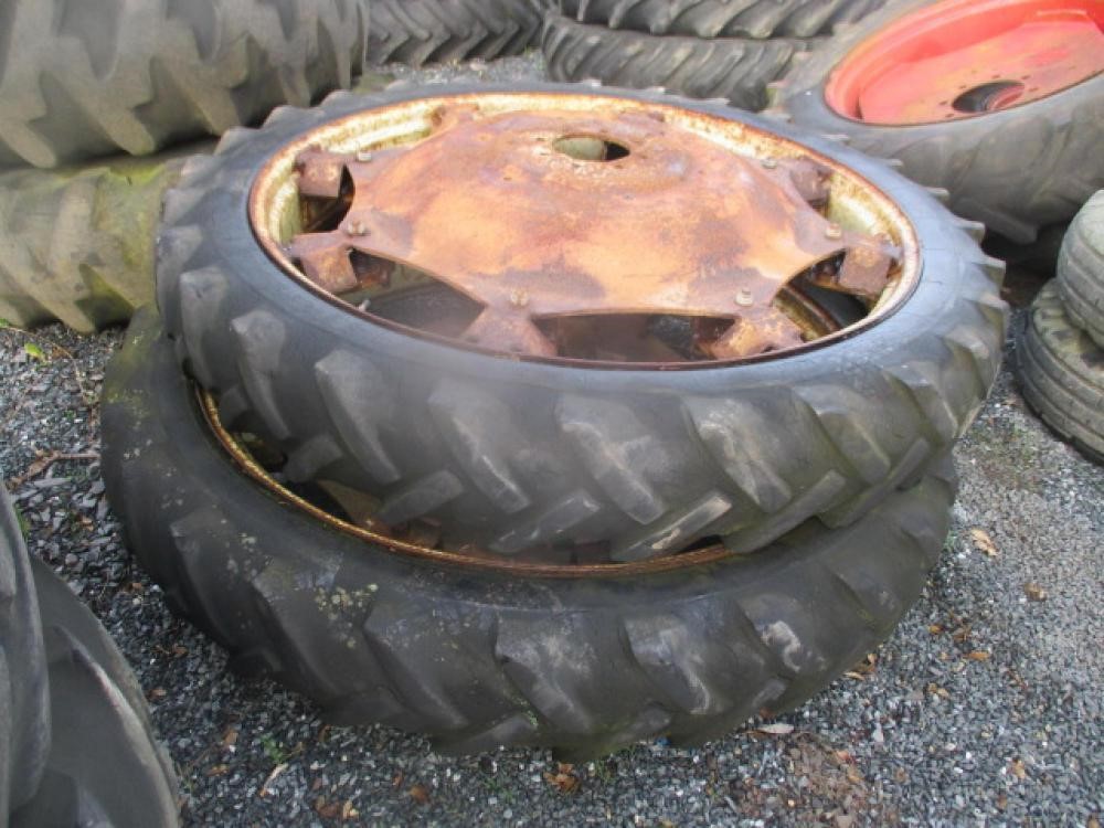 Tires Row Crop 9.5-48 Wheels — photo 1