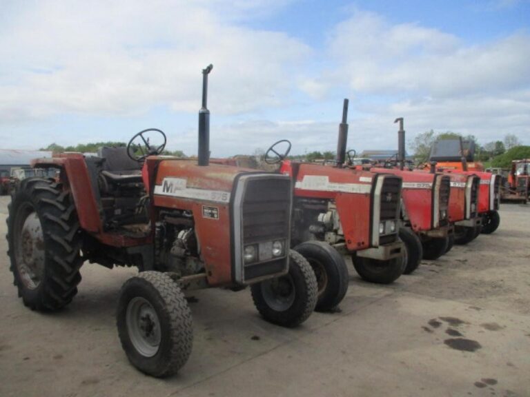 1982 MASSEY FERGUSON 575 — photo 2