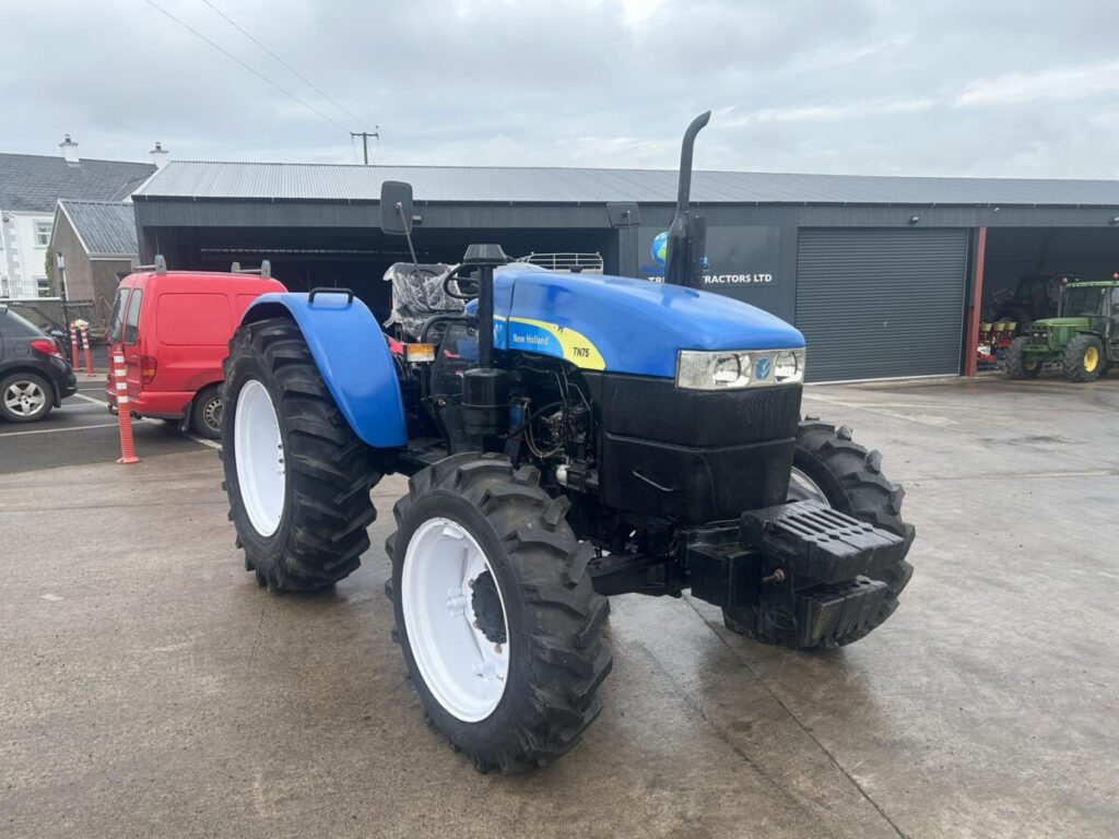 2009 NEW HOLLAND TN75 — photo 2