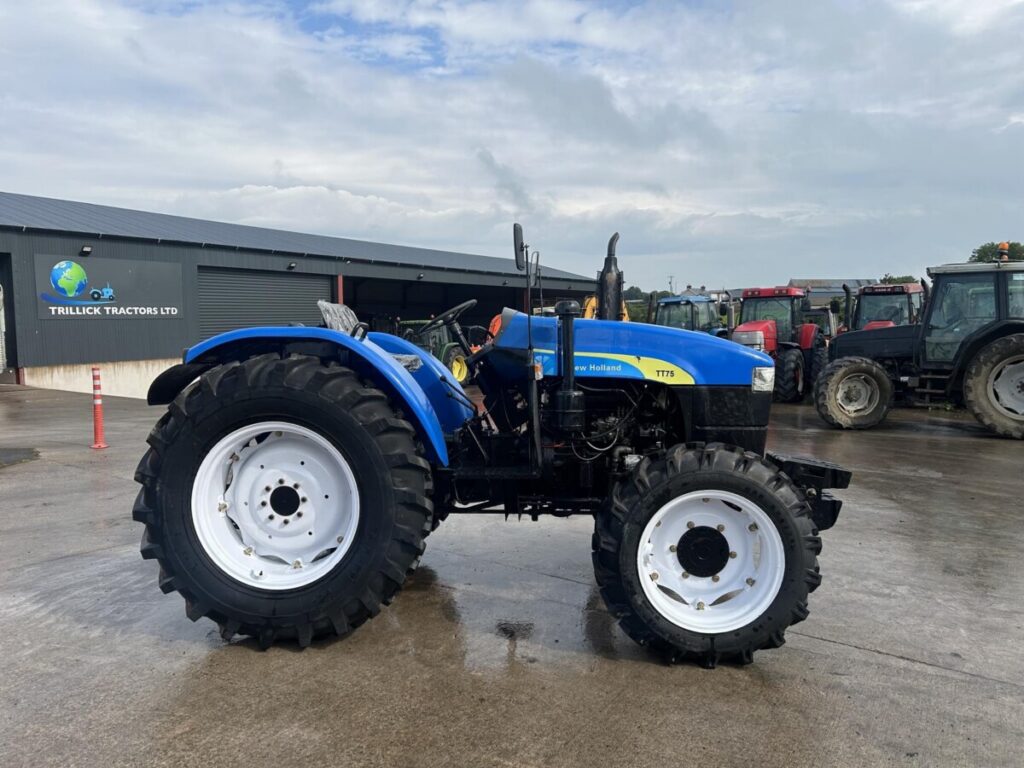 2010 NEW HOLLAND TT75 — photo 4