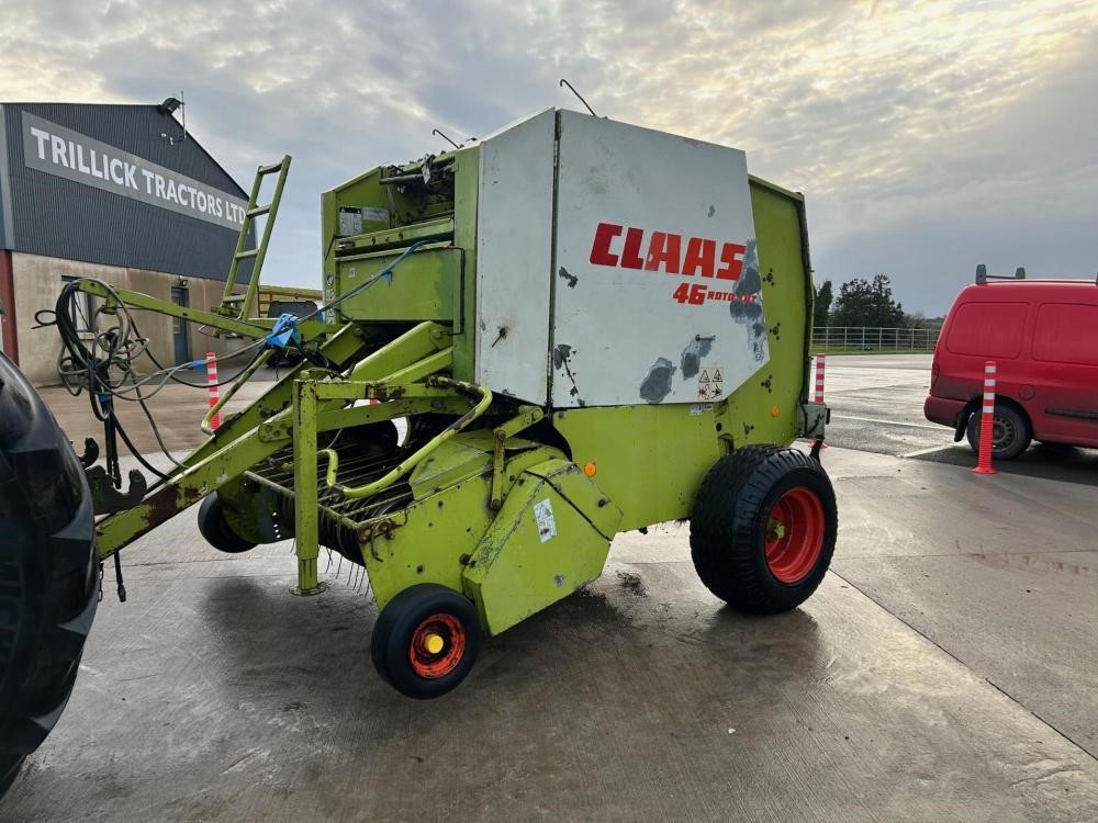 2000 CLAAS ROLLANT 46RC — photo 3