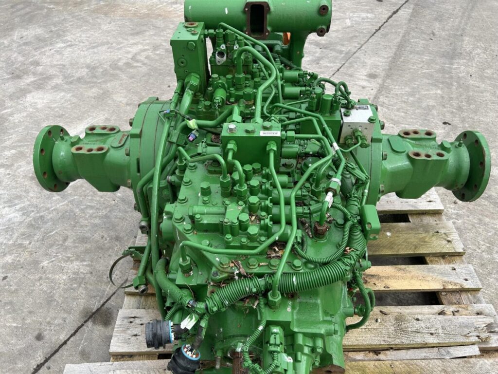 2014 JOHN DEERE 5100R — photo 3