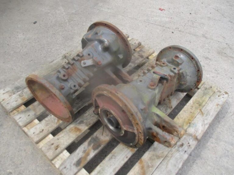 Hitch MASSEY FERGUSON SQUARE AXLES — photo 1