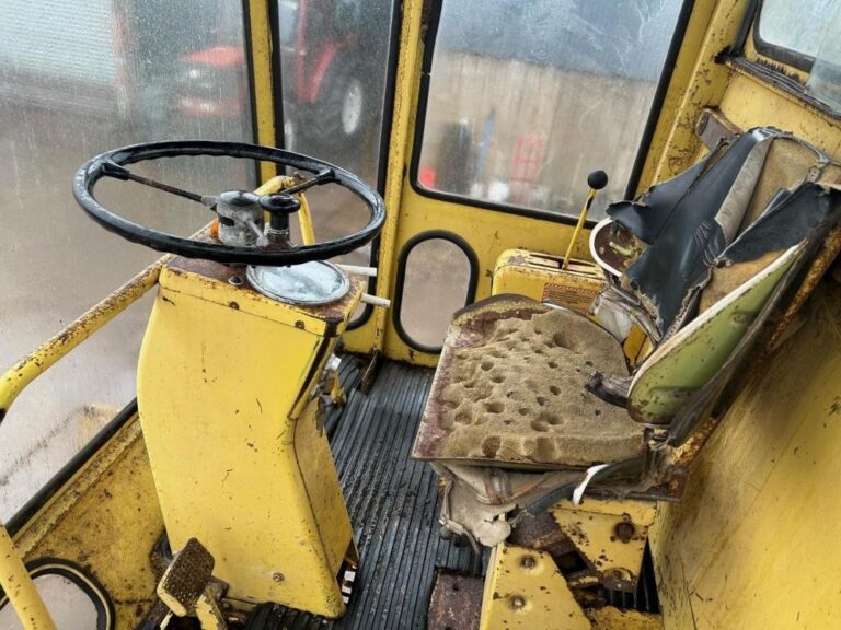 1986 NEW HOLLAND CLAYSON M133 — photo 7