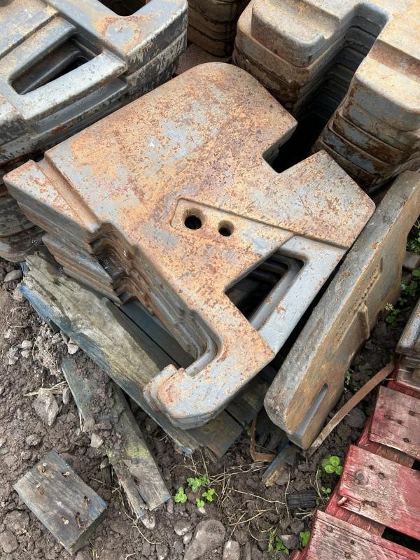 Weights CLASS TRACTOR WEIGHTS — photo 5