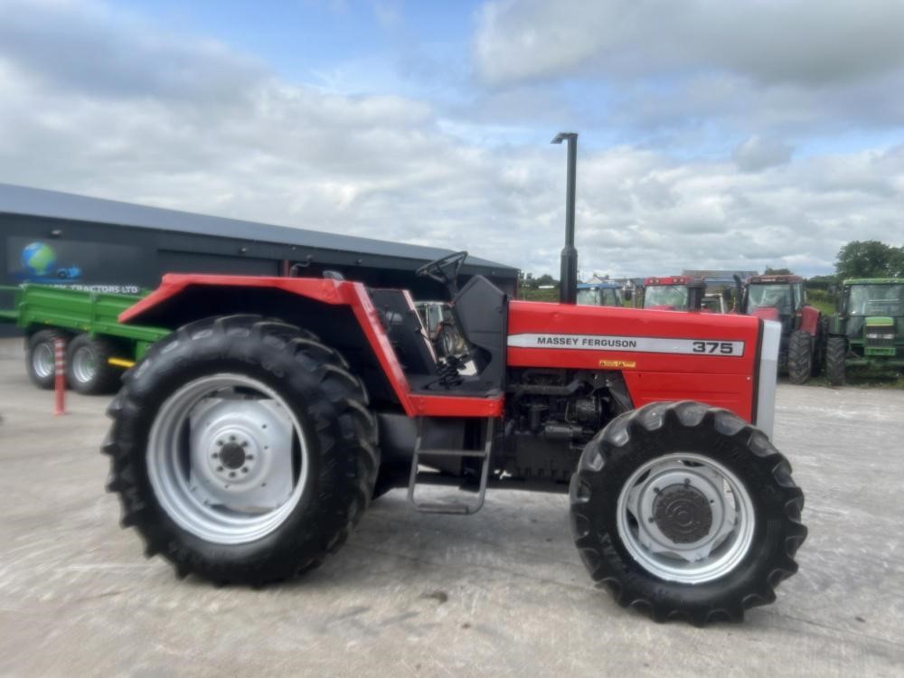 2001 MASSEY FERGUSON 375 — photo 1