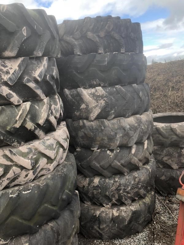 Tires TYRES 12.4-24 — photo 1