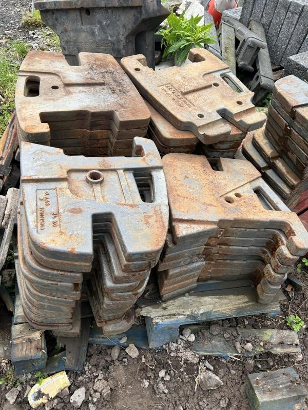 Weights CLASS TRACTOR WEIGHTS — photo 1