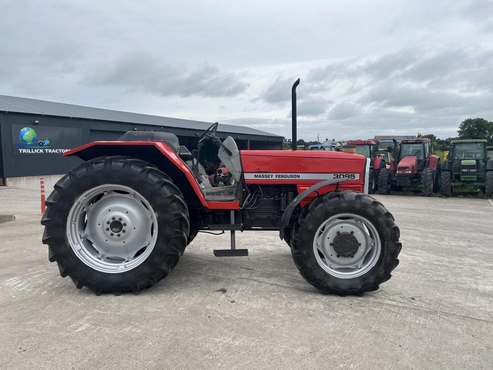2001 MASSEY FERGUSON 3095 — photo 1