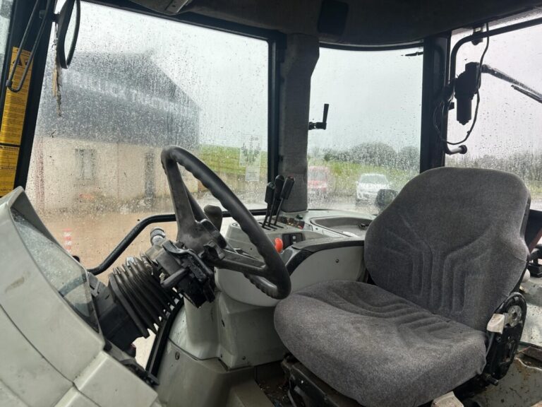 2001 MASSEY FERGUSON 6265 — photo 6