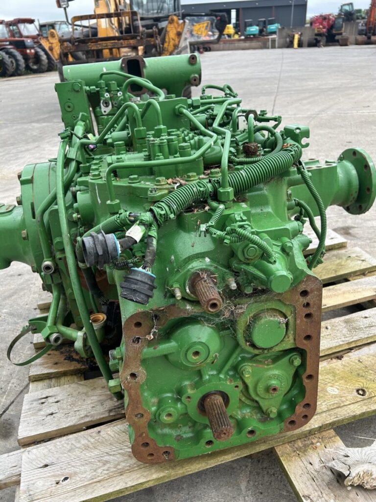 2014 JOHN DEERE 5100R — photo 5