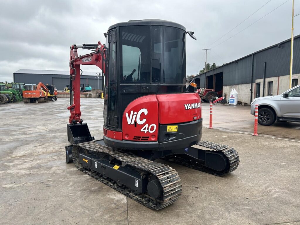 2016 YANMAR VIO40-5B — photo 6