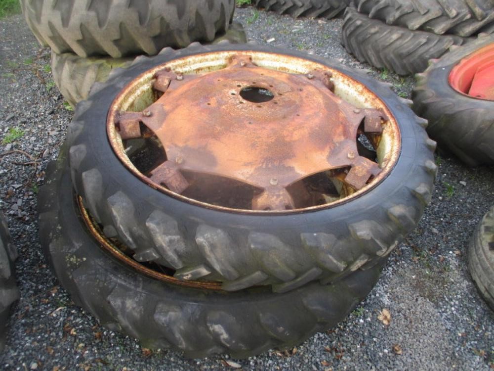 Tires Row Crop 9.5-48 Wheels — photo 2