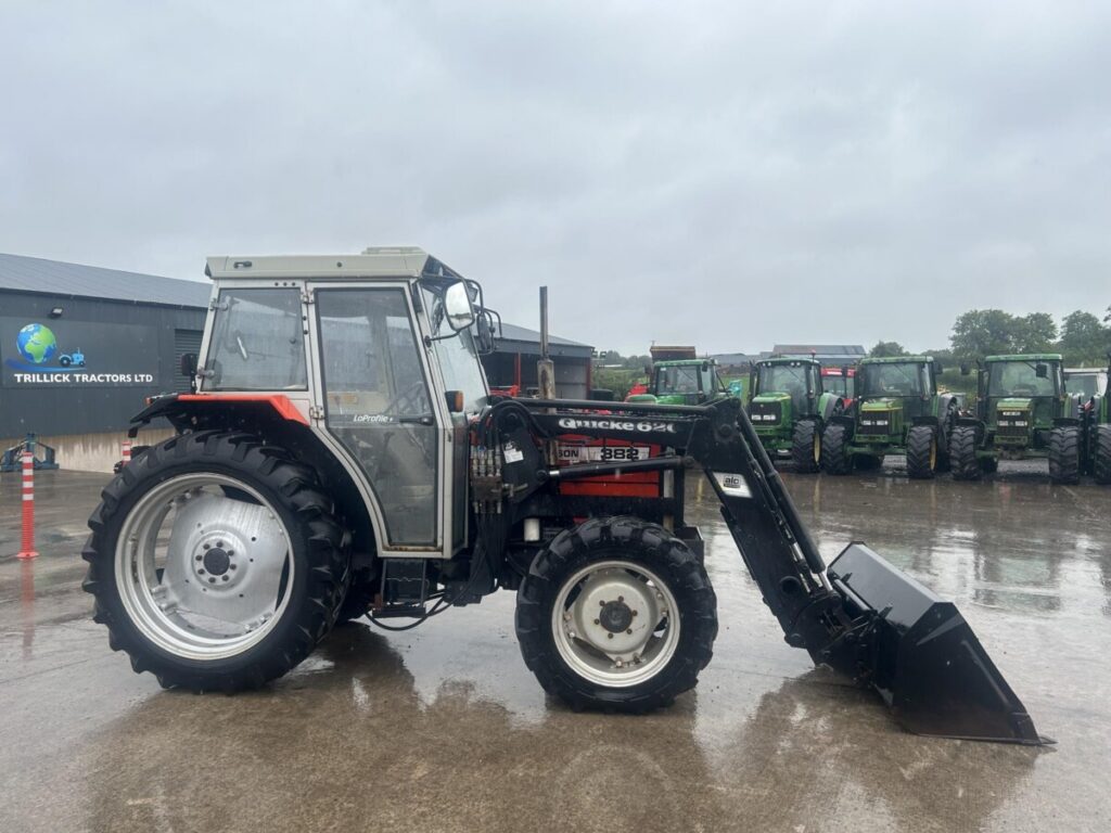 1997 MASSEY FERGUSON 382 — photo 1