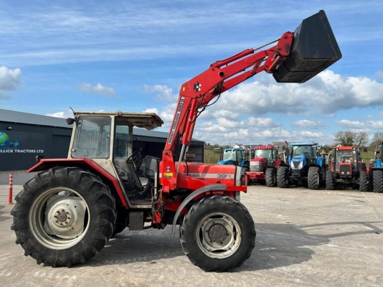2001 MASSEY FERGUSON 390 — photo 1