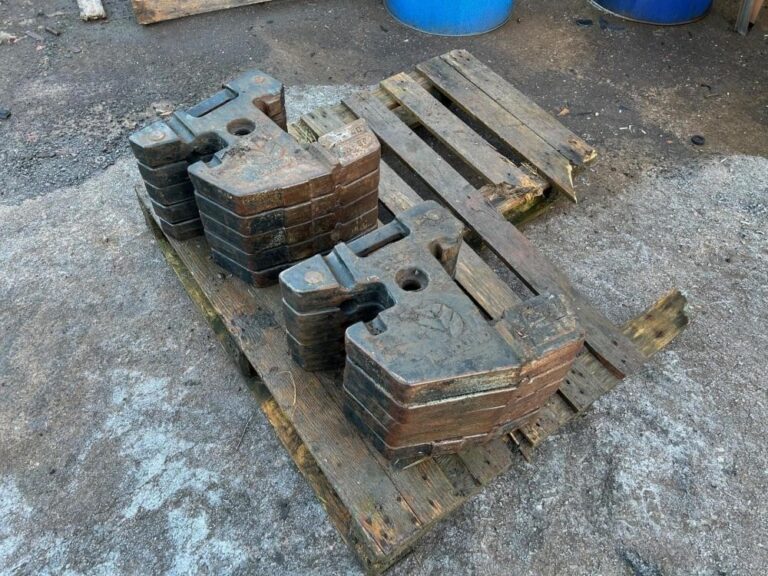 SELECTION OF TRACTOR WEIGHTS — photo 6